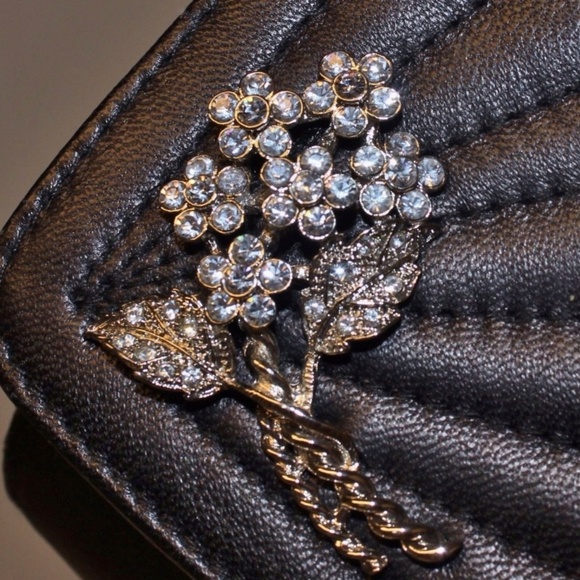 Blingy Bring Your Sunglasses Clutch Bag Purse - Picture 4 of 8